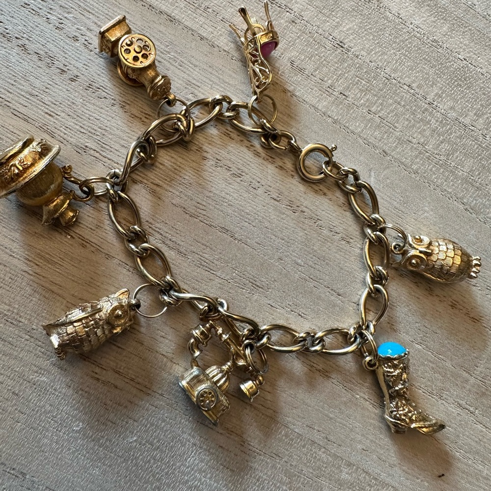 Vintage Gold Tone Charm Bracelet